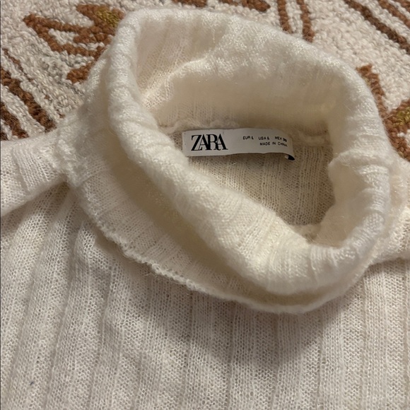 🤍 ZARA Knit Ribbed Sweater - Picture 6 of 8
